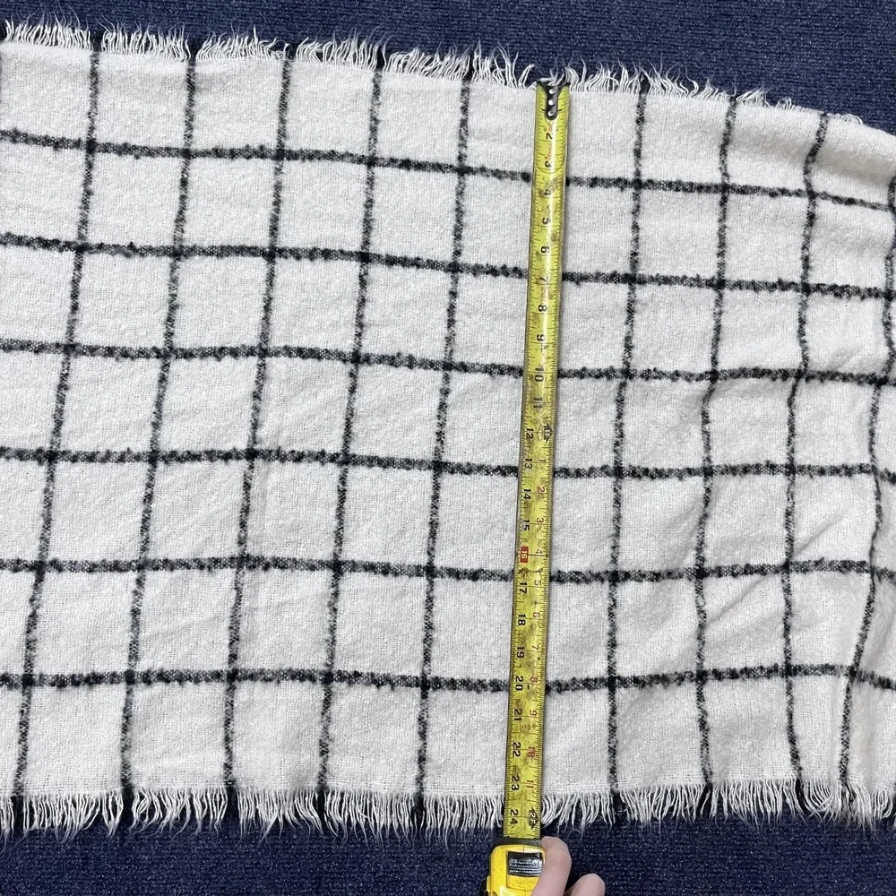 Lauren Ralph Lauren Scarf Womens White Black Windowpane Plaid Fringe Wrap Shawl‎
